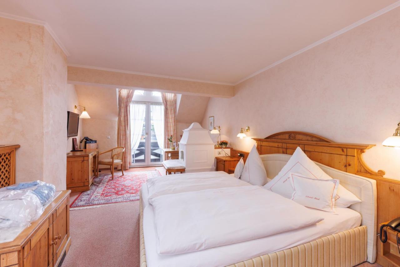 Lahntalhotel Feudingen บาด ลาสเฟอ ภายนอก รูปภาพ