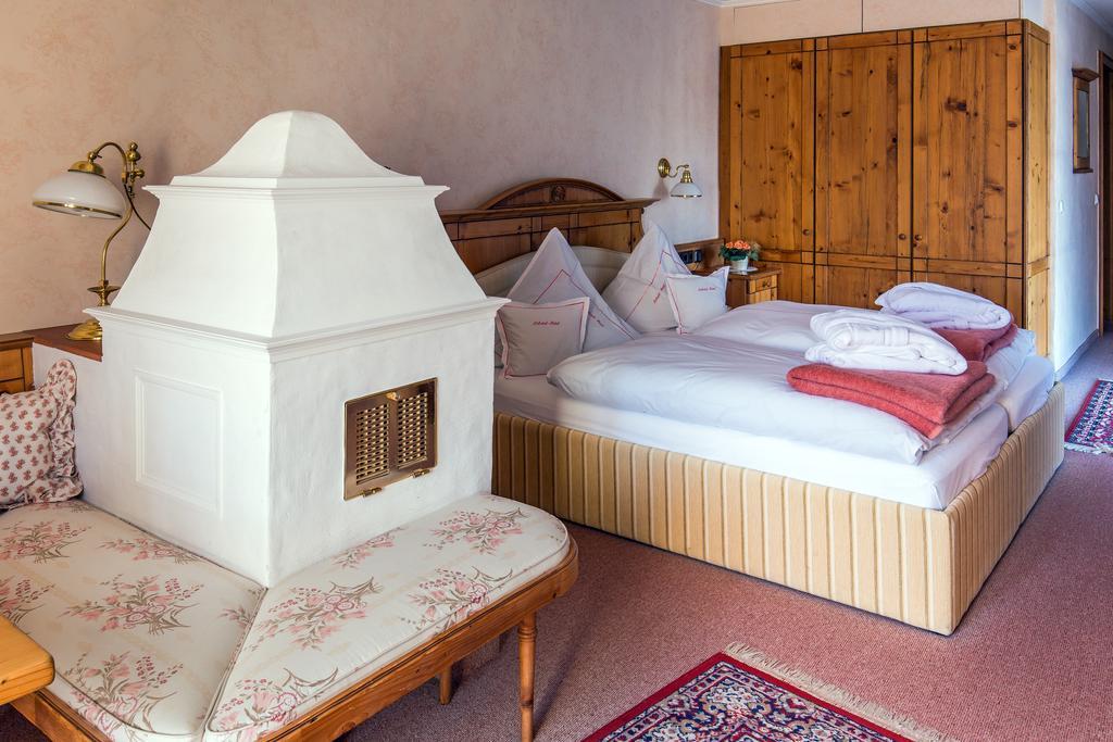 Lahntalhotel Feudingen บาด ลาสเฟอ ภายนอก รูปภาพ